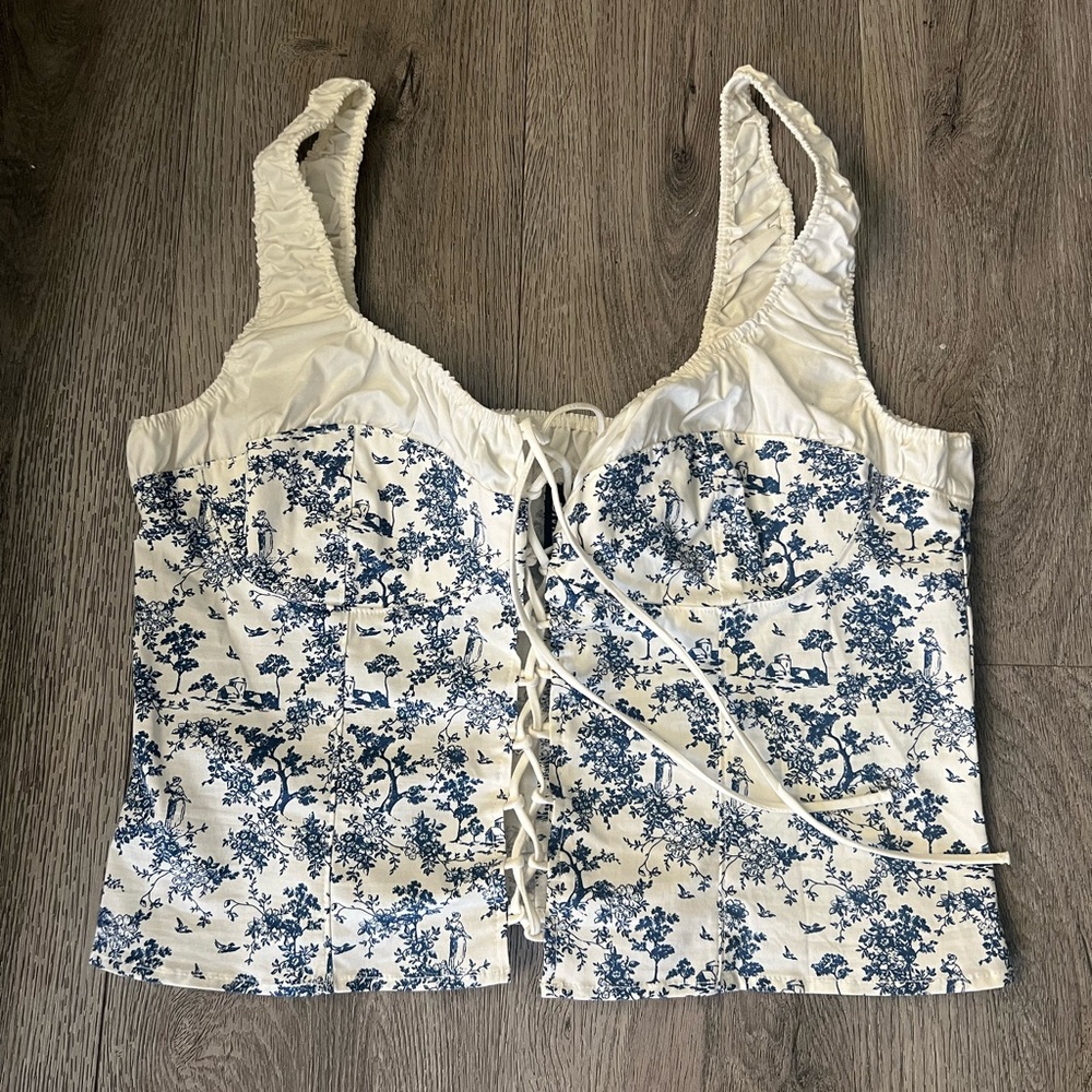 White and blue, tie up top.